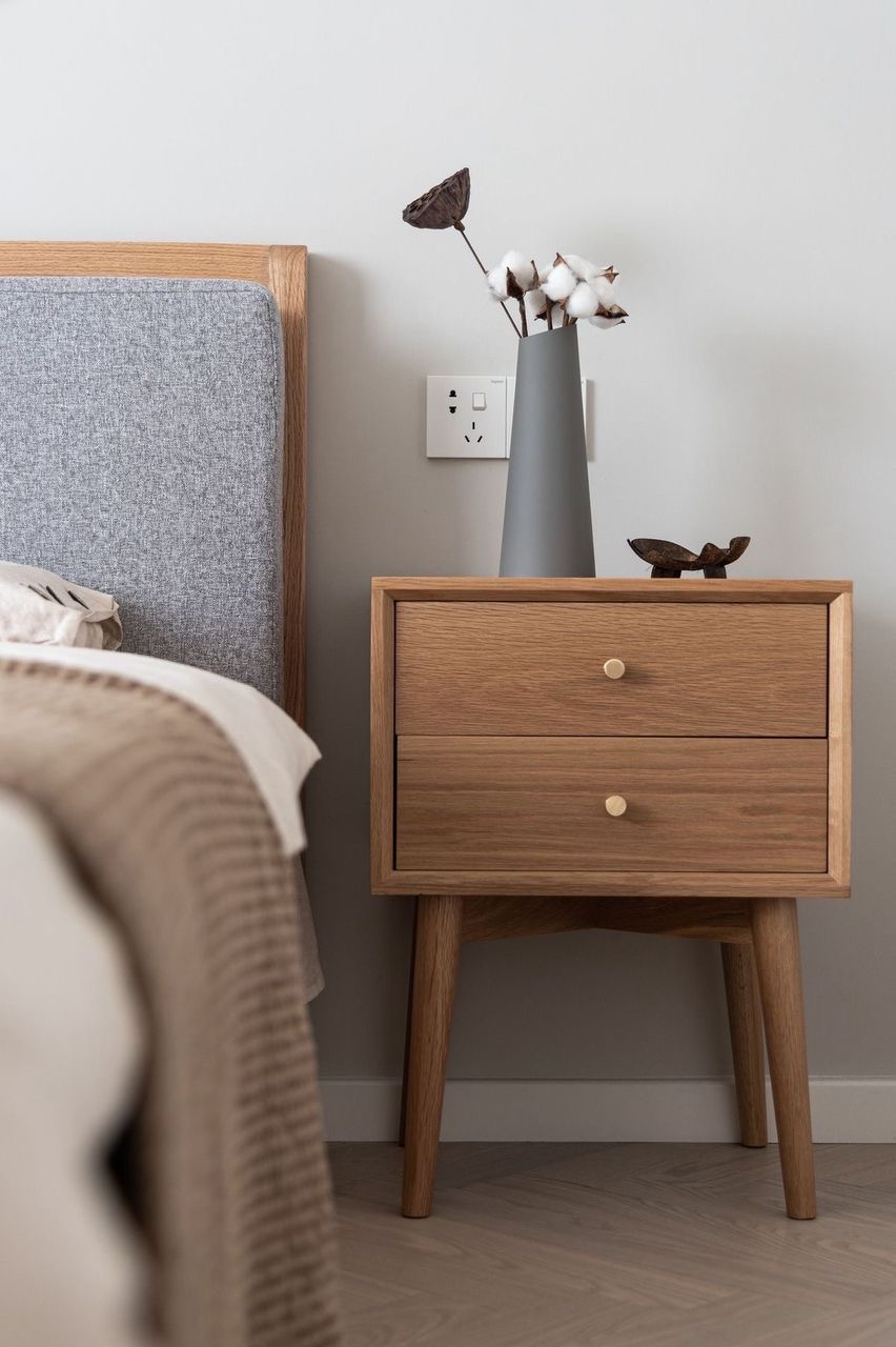 Classic Nightstand